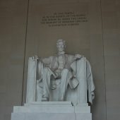  Lincoln Memorial